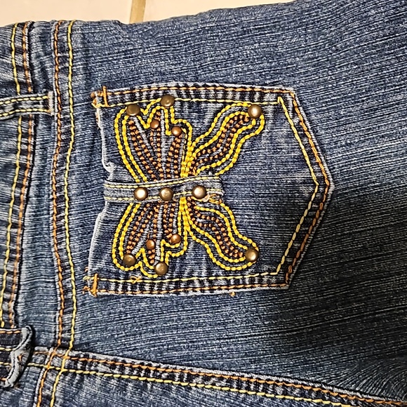 BONGO Jeans - Picture 3 of 6